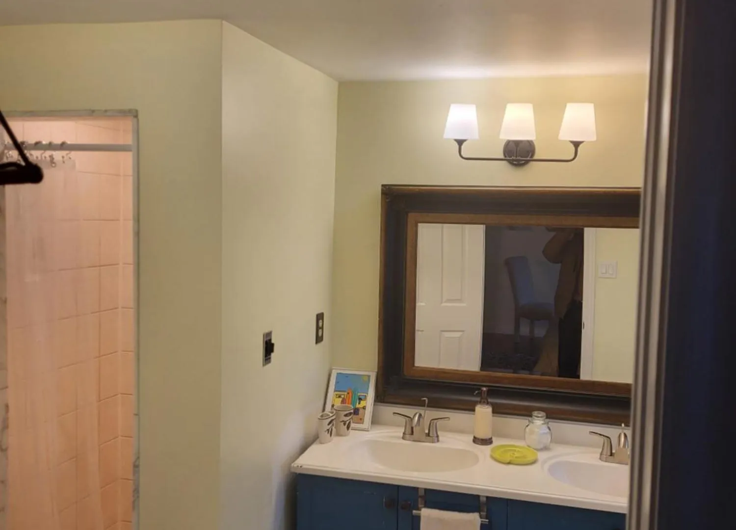 308 Delancey Villa Hamilton